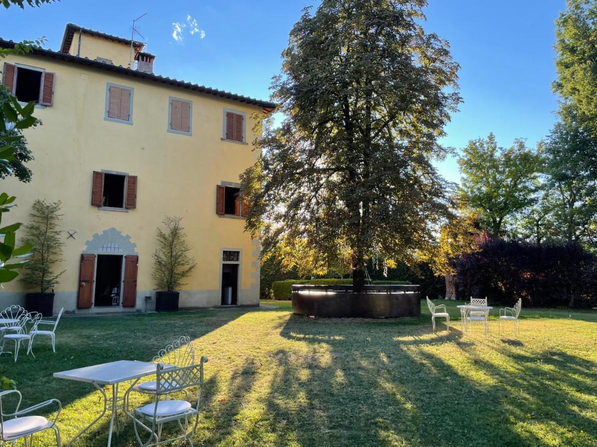Appartement Palazzo Gatteschi à Poppi Extérieur photo