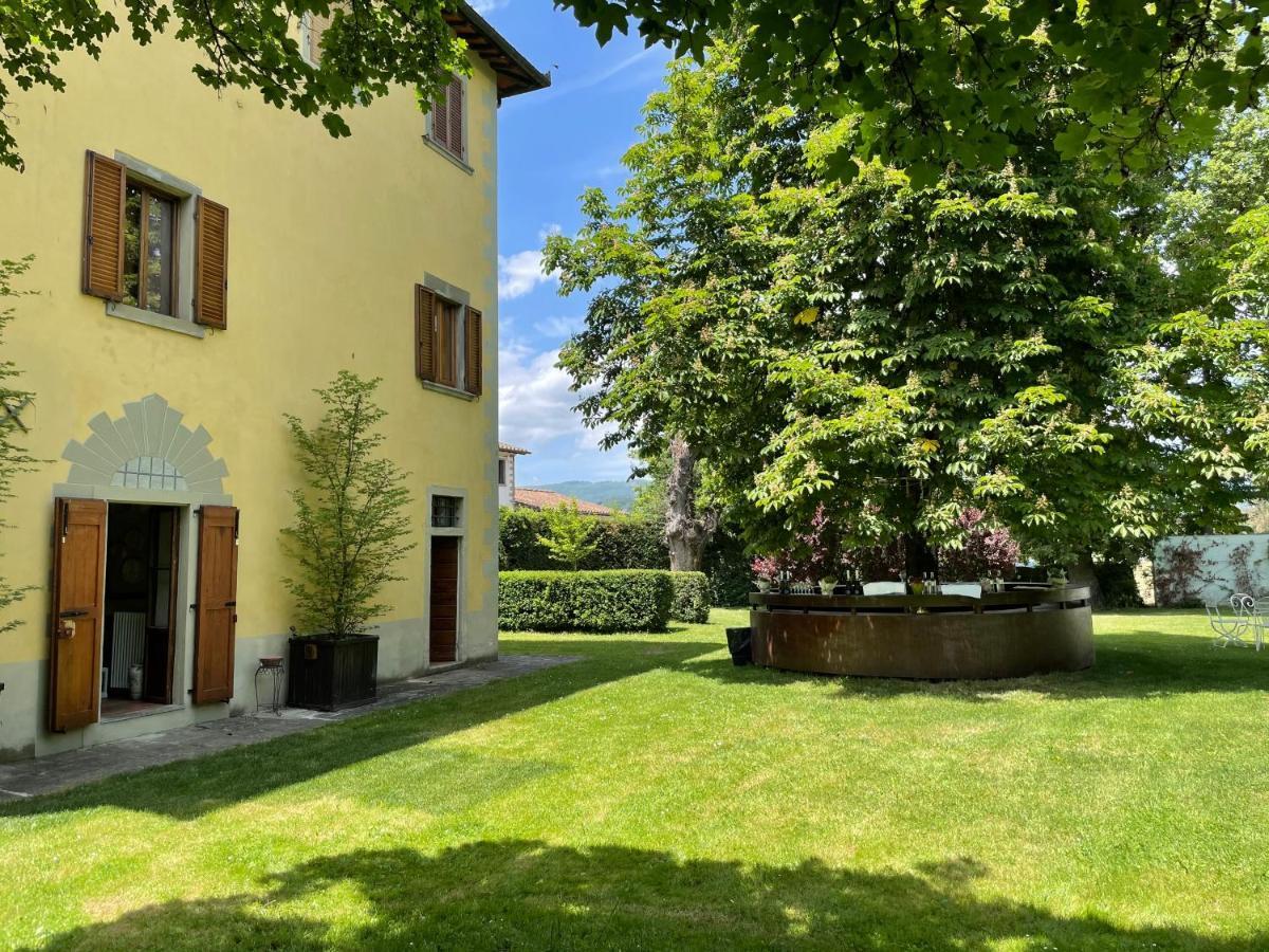 Appartement Palazzo Gatteschi à Poppi Extérieur photo